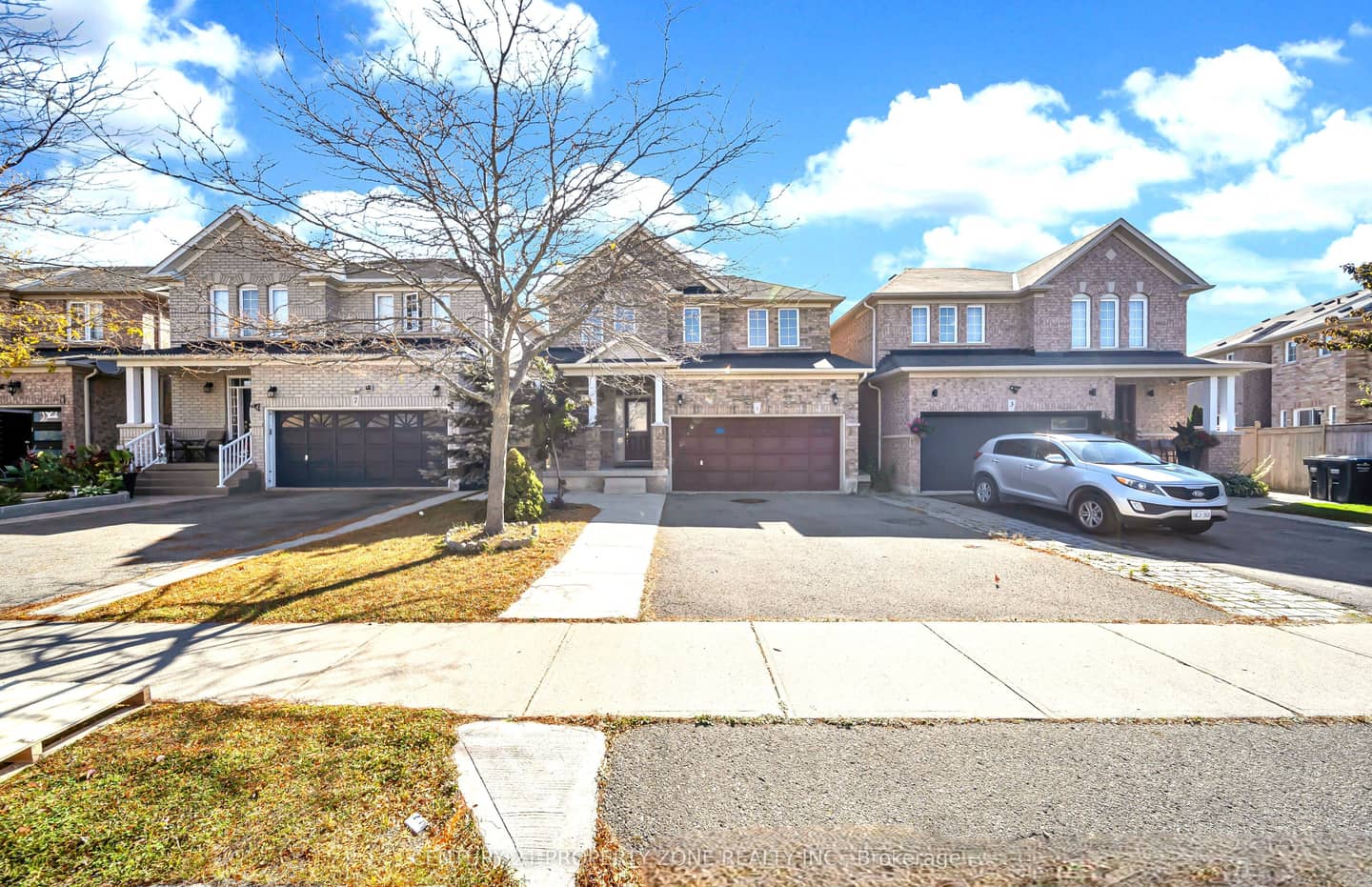 5 Senwood Street, Brampton, ON L7A 3S6