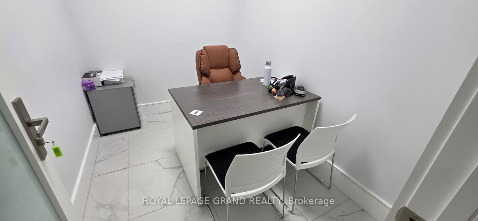 30 Melanie Drive 6, Brampton, ON L6T 4L4