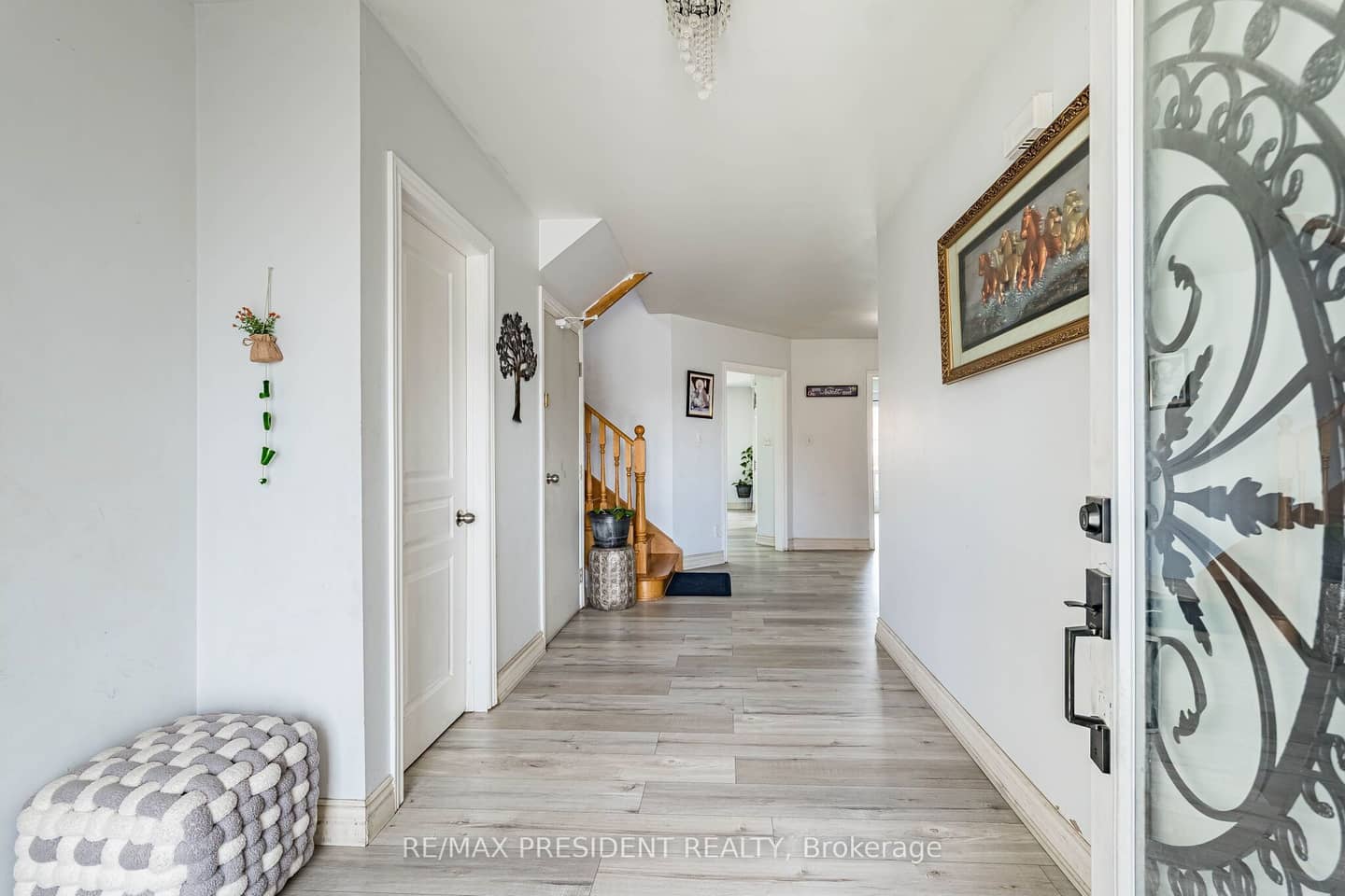 69 Sunny Meadow Boulevard, Brampton, ON L6R 1Y7