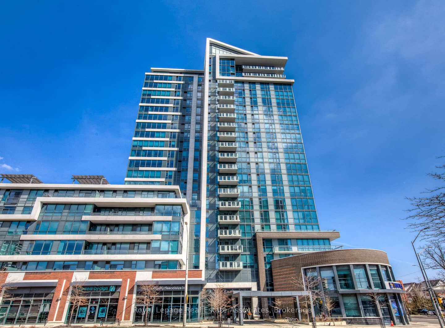 1 Hurontario Street 308, Mississauga, ON L5G 0A3