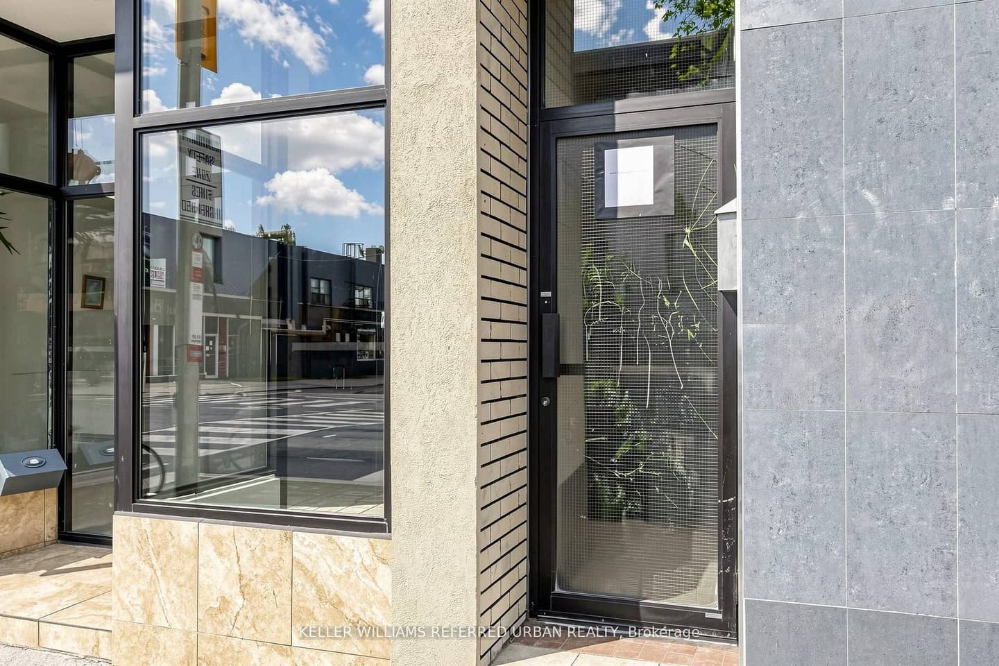 1218 Bloor Street W, Toronto, ON M6H 1N3