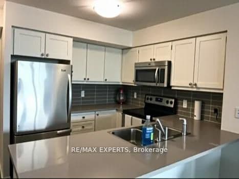25 Lower Simcoe Street 728, Toronto, ON M5J 3A1