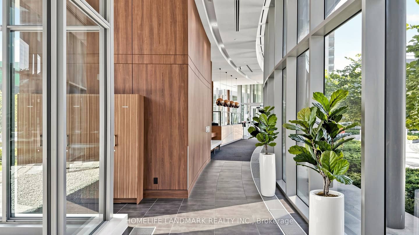 117 Mcmahon Drive Sph09, Toronto, ON M2K 2X9