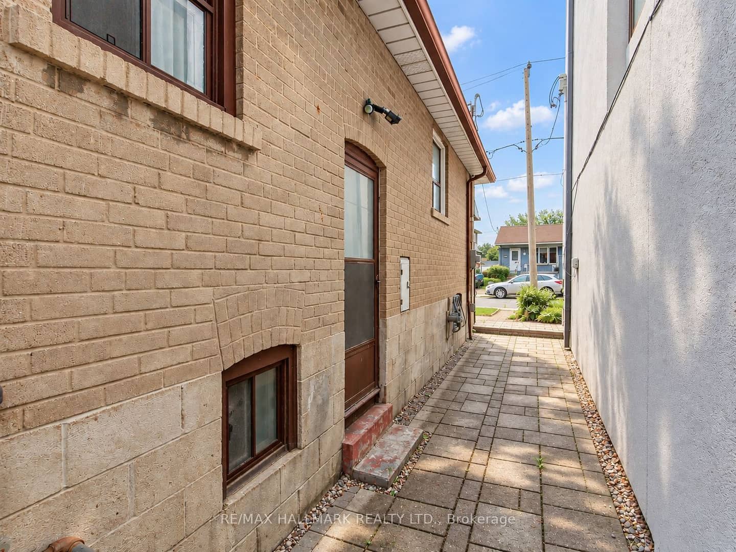 65 Holmstead Avenue, Toronto, ON M4B 1T3