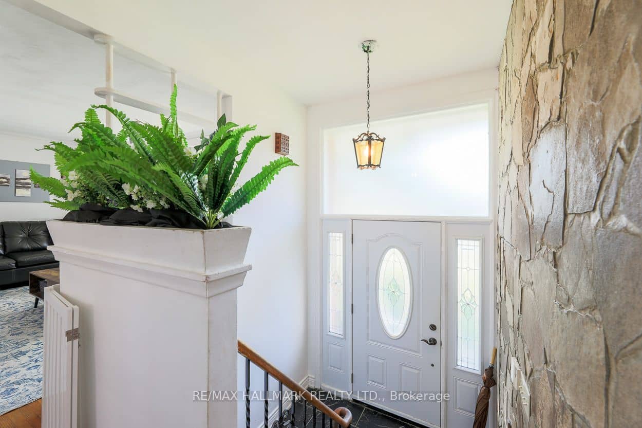 28 Fermoy Road, Toronto, ON M1M 3J4