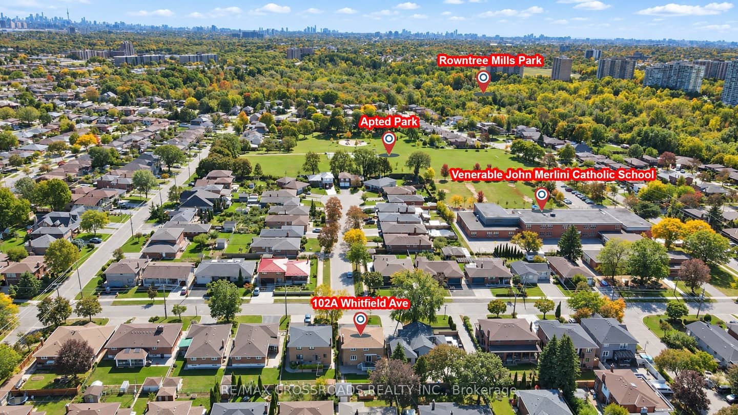 102A Whitfield Avenue, Toronto, ON M9L 1G7