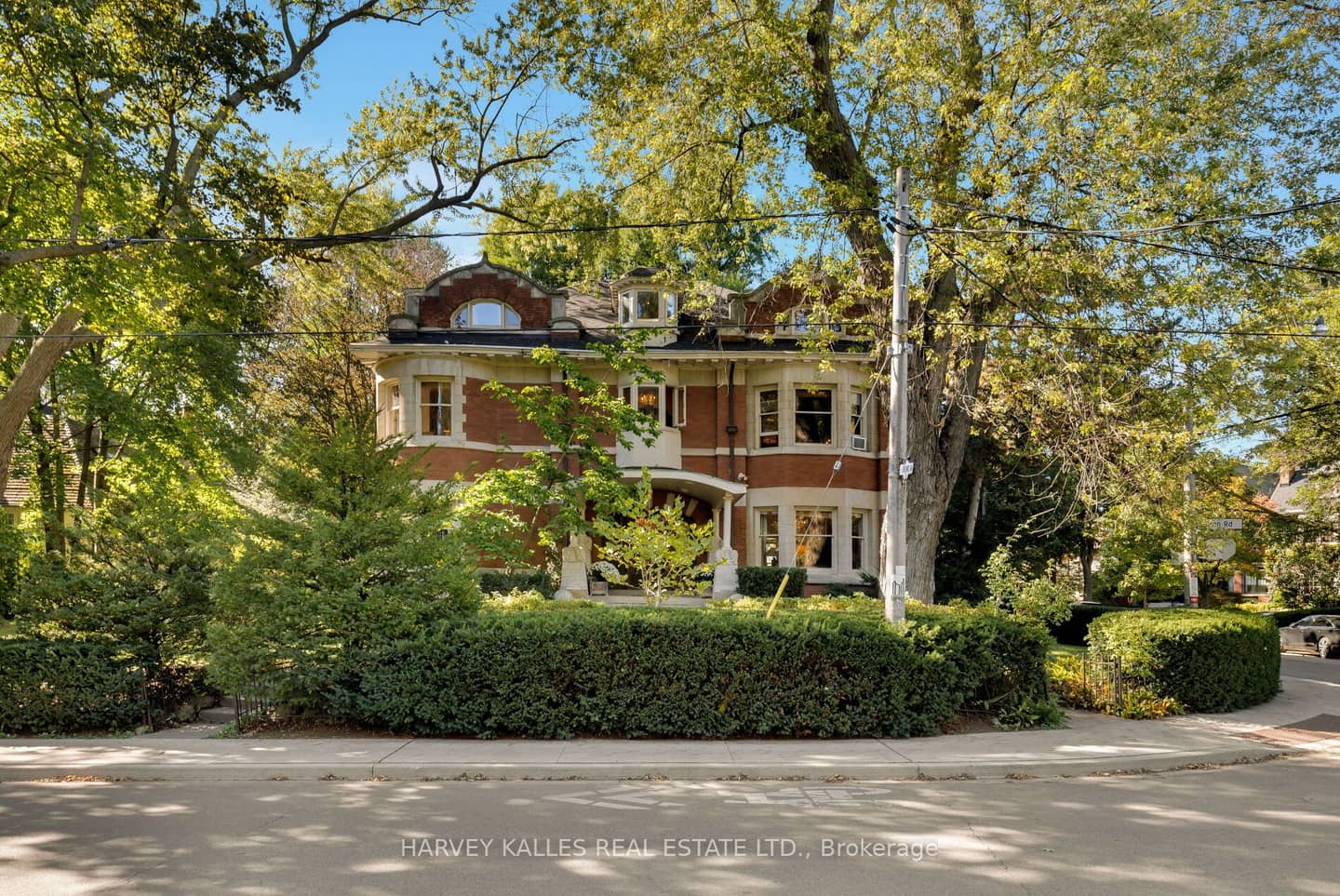 114 Glen Road, Toronto, ON M4W 2V9
