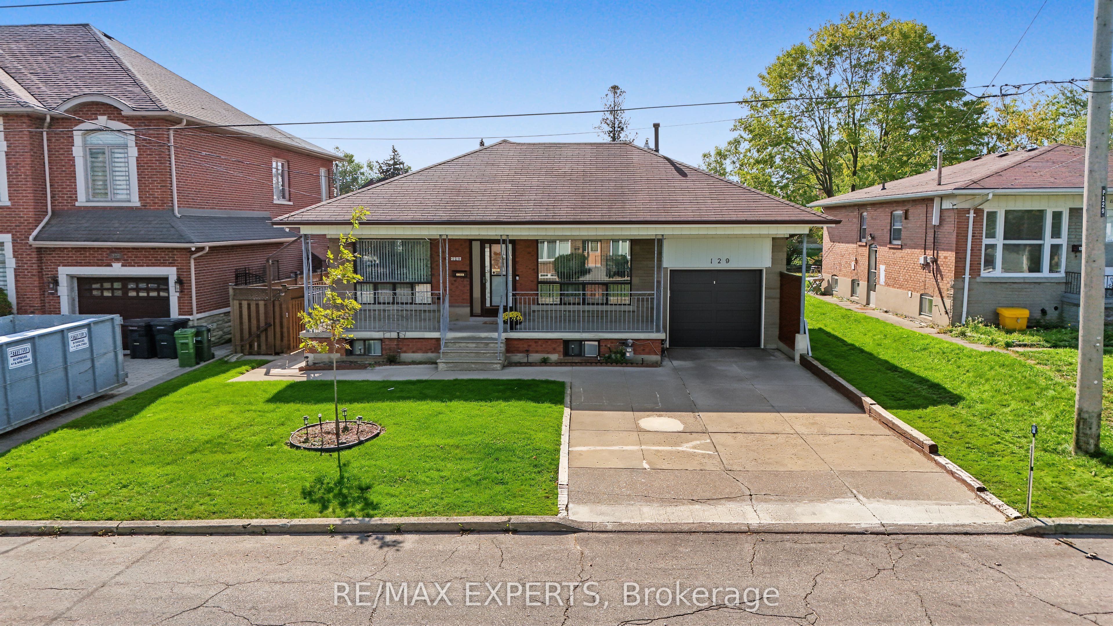 129 Sultana Avenue, Toronto, ON M6A 1T6