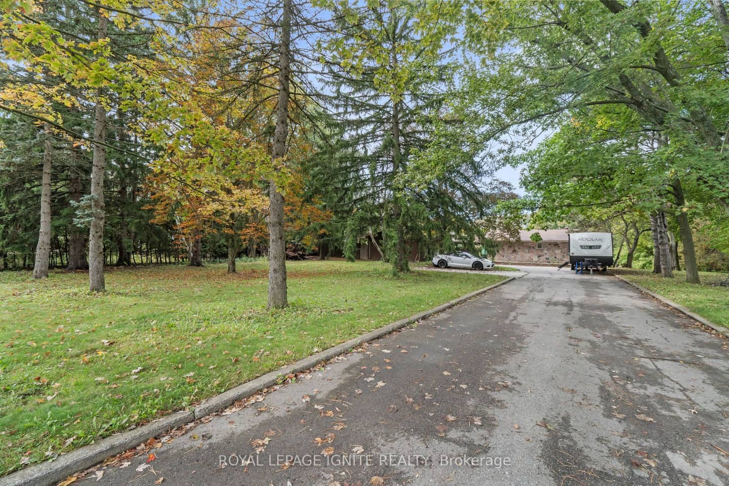8 Ridgevale Drive, Markham, ON L6B 1A8