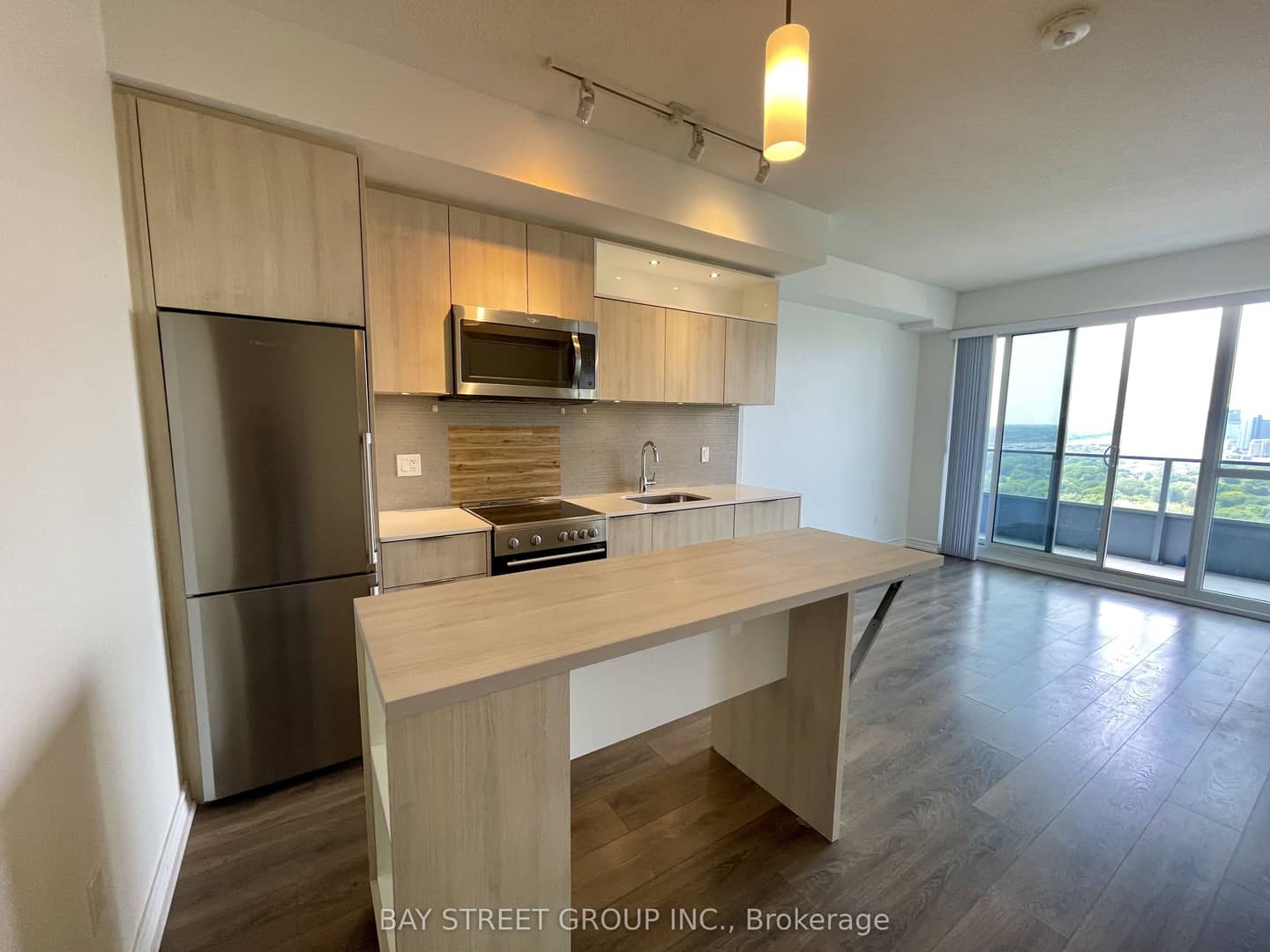 50 Forest Manor Road 1104, Toronto, ON M2J 1M1