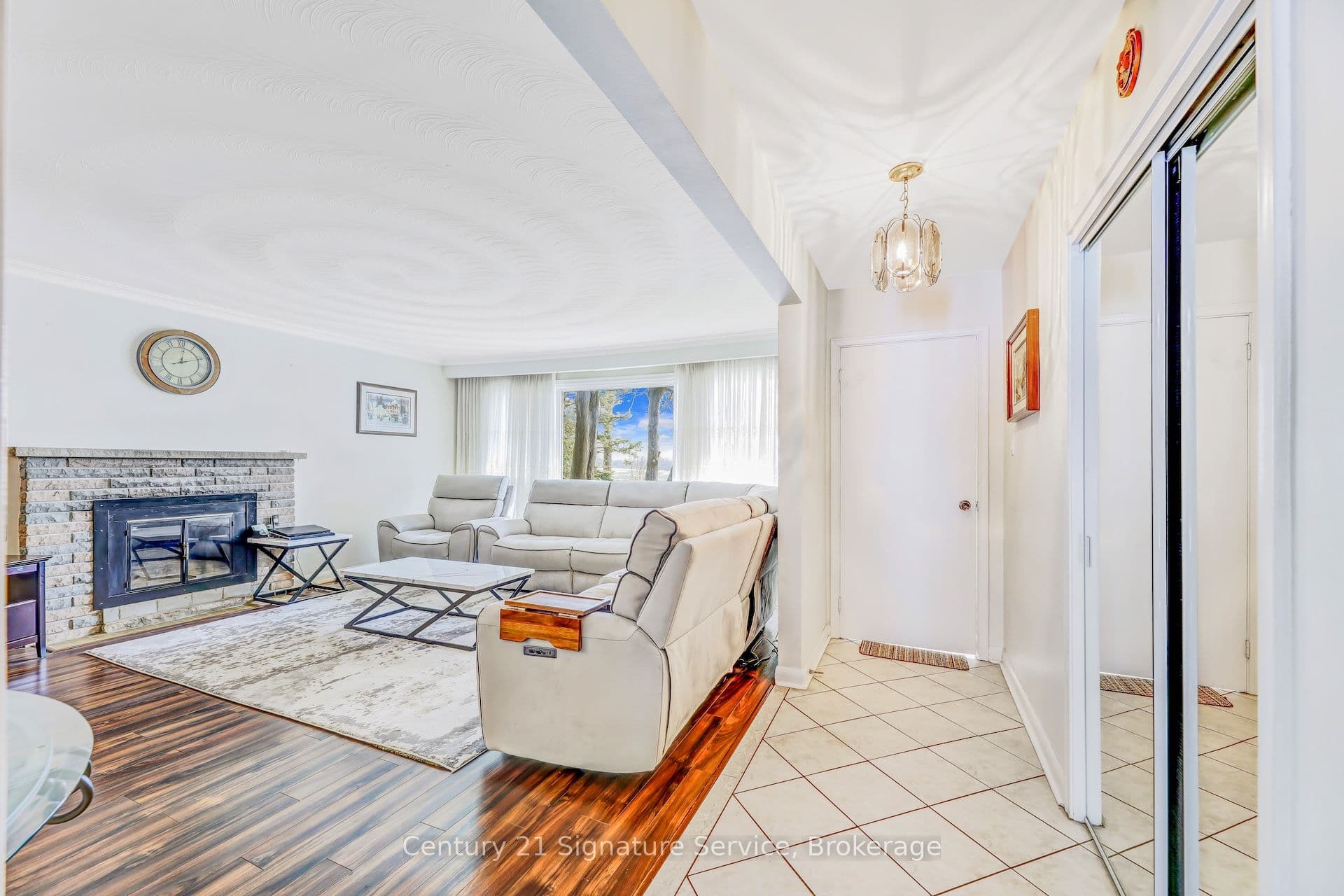 8026 Mayfield Road, Caledon, ON L7E 0W2