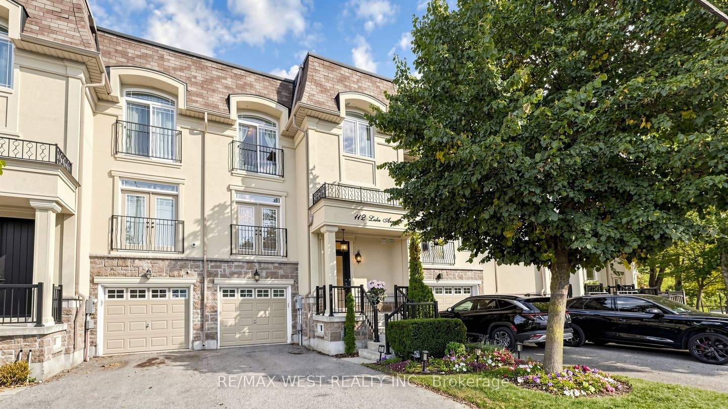 112 Lake Avenue, Richmond Hill, ON L4E 3G6