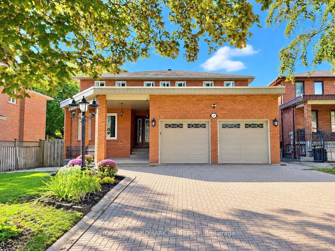 39 Oxford Street, Richmond Hill, ON L4C 4L6