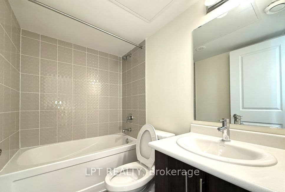 25 Priya Lane 7, Toronto, ON M1B 0E8