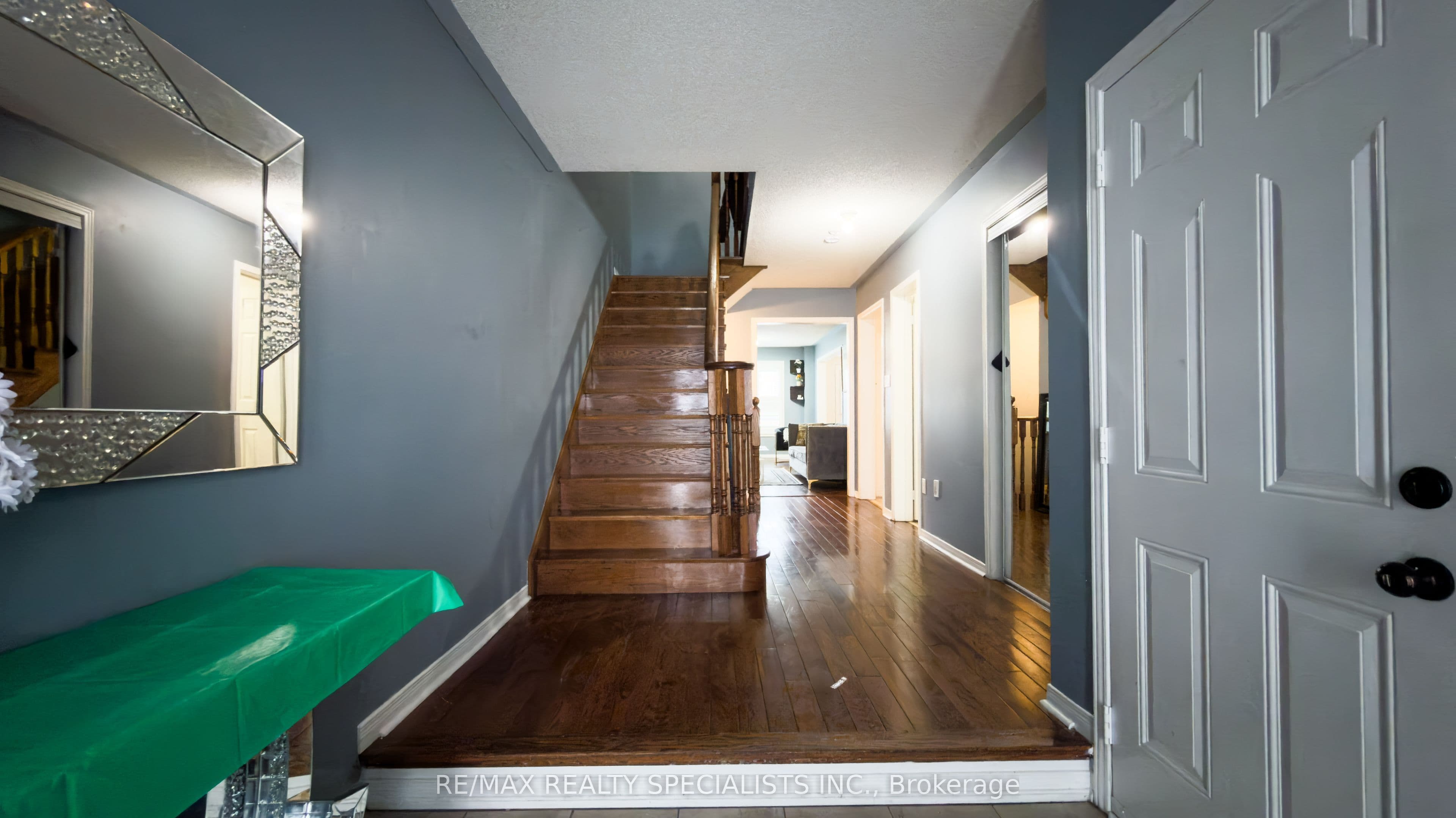 13 Burnstown Circle, Brampton, ON L6P 3M1