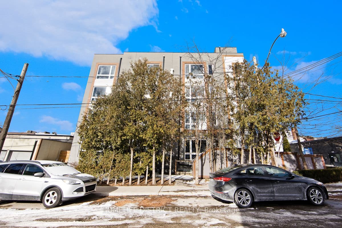 243 Niagara Street, Toronto, ON M6J 2L7