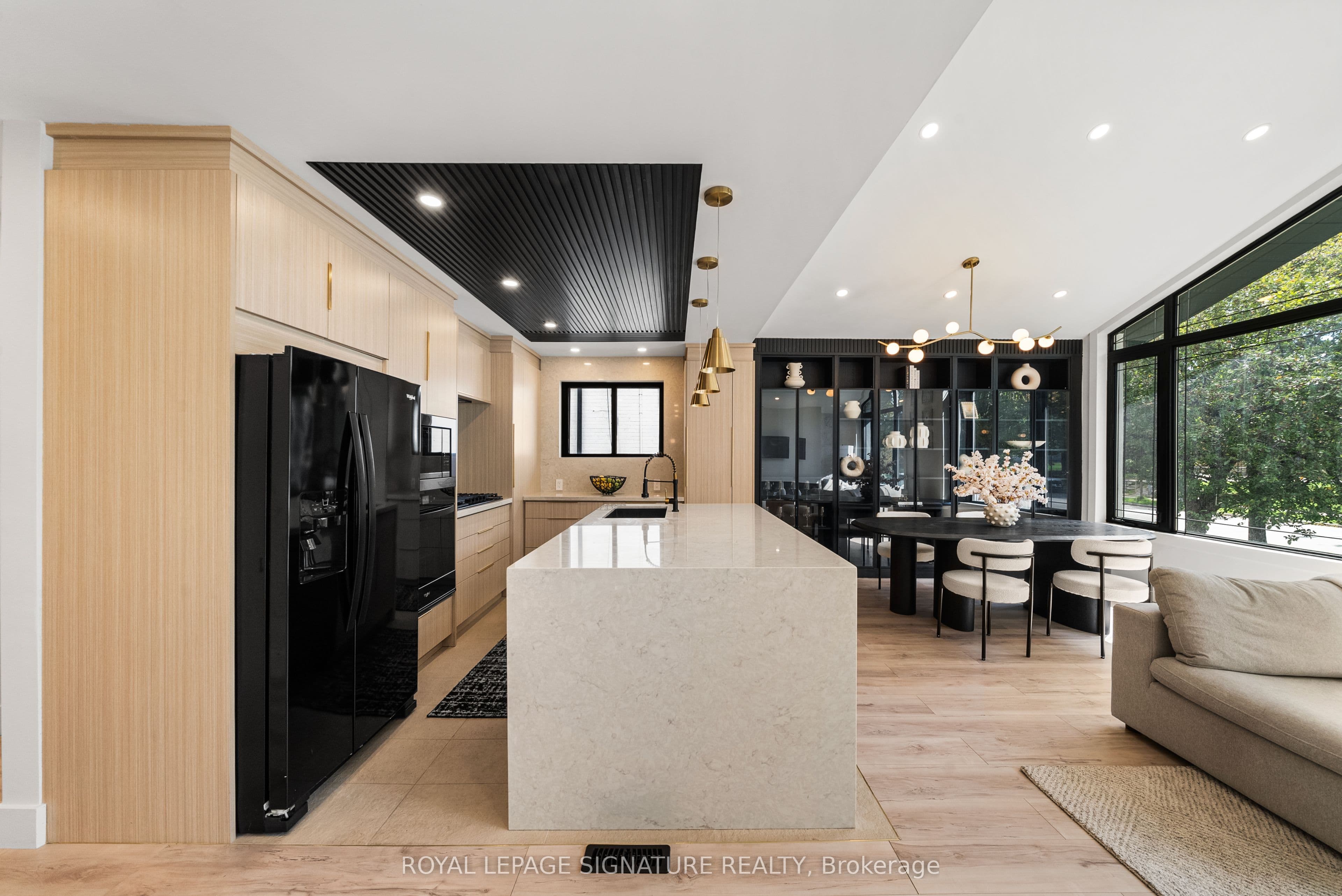 75 Rangoon Road, Toronto, ON M9C 4N8