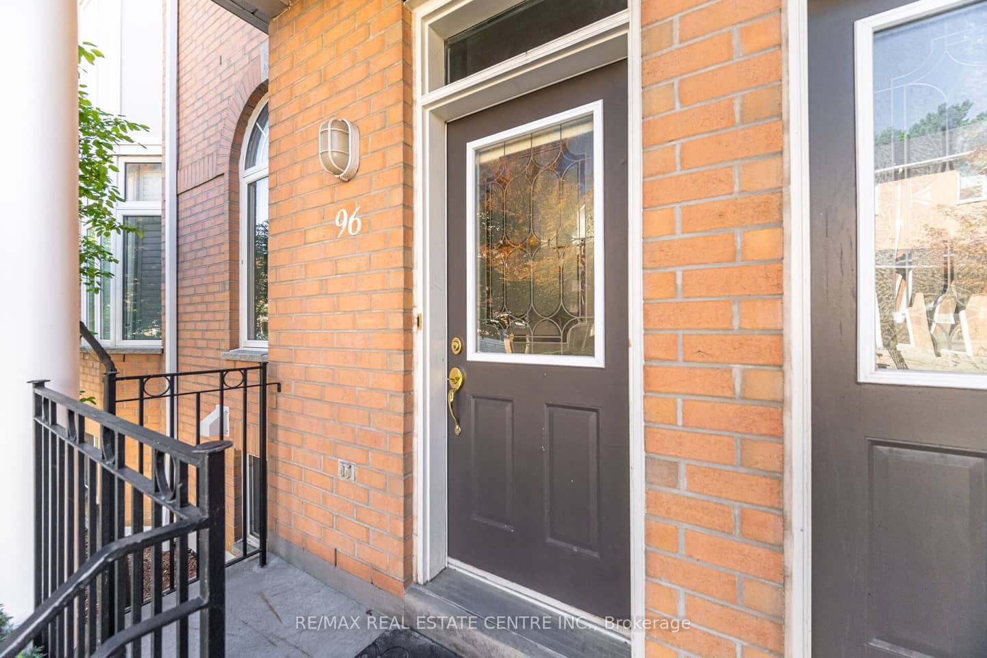 83 Mondeo Drive 96, Toronto, ON M1P 5B6