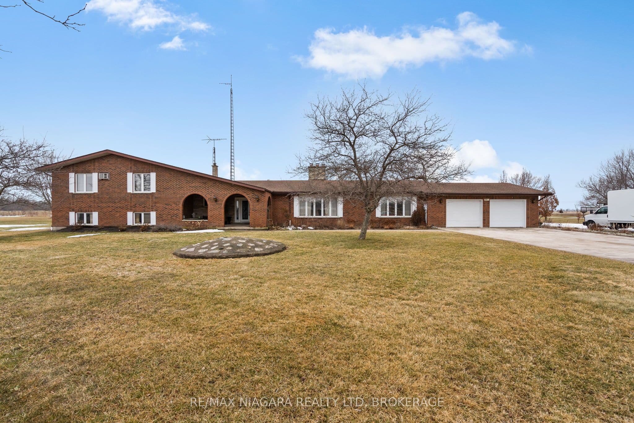 11292 Golf Course Road, Wainfleet, ON L0S 1V0