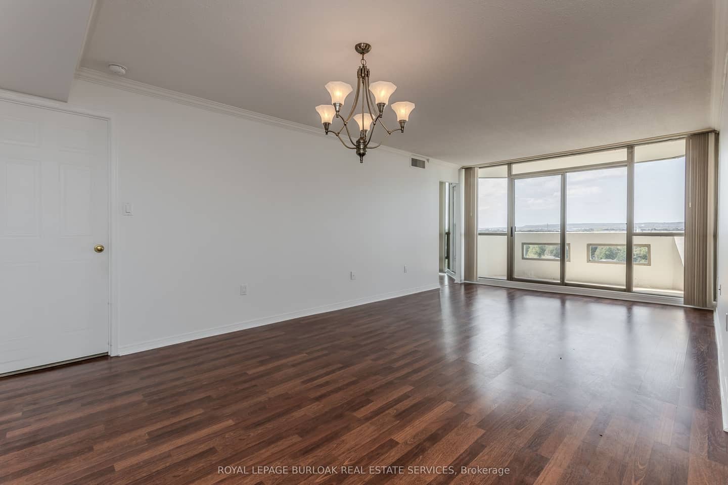 5080 Pinedale Avenue 1006, Burlington, ON L7L 5V7