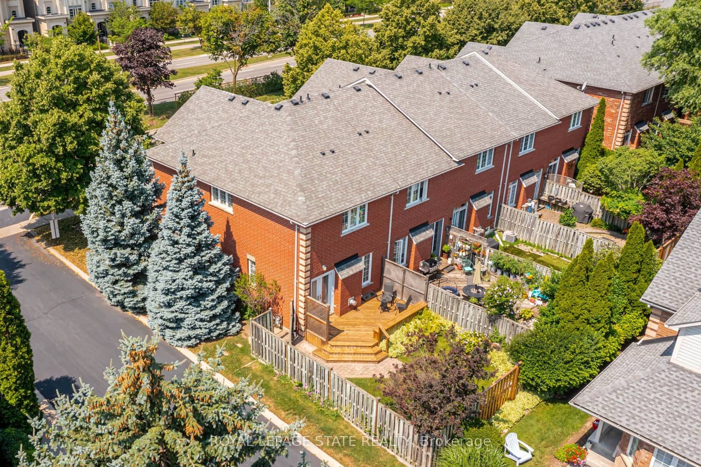 173 Margaret Drive, Oakville, ON L6K 2W2