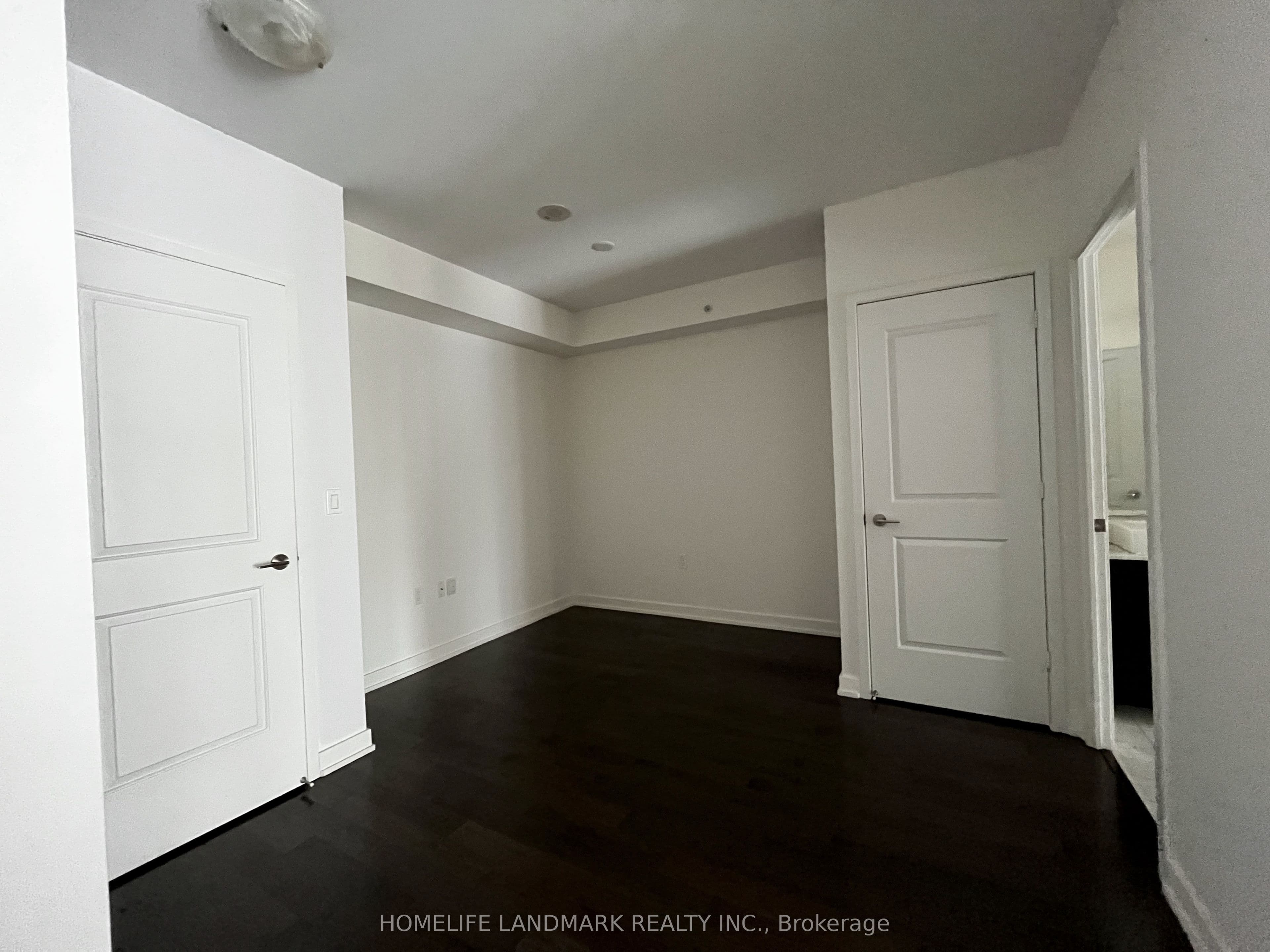 1 The Esplanade Drive 801, Toronto, ON M5E 0A8