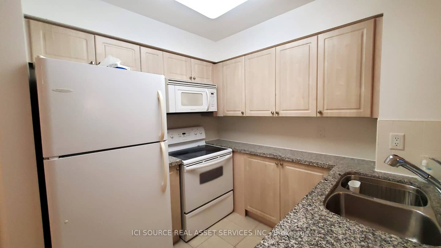 2119 Lake Shore Boulevard W 316, Toronto, ON M8V 4E8