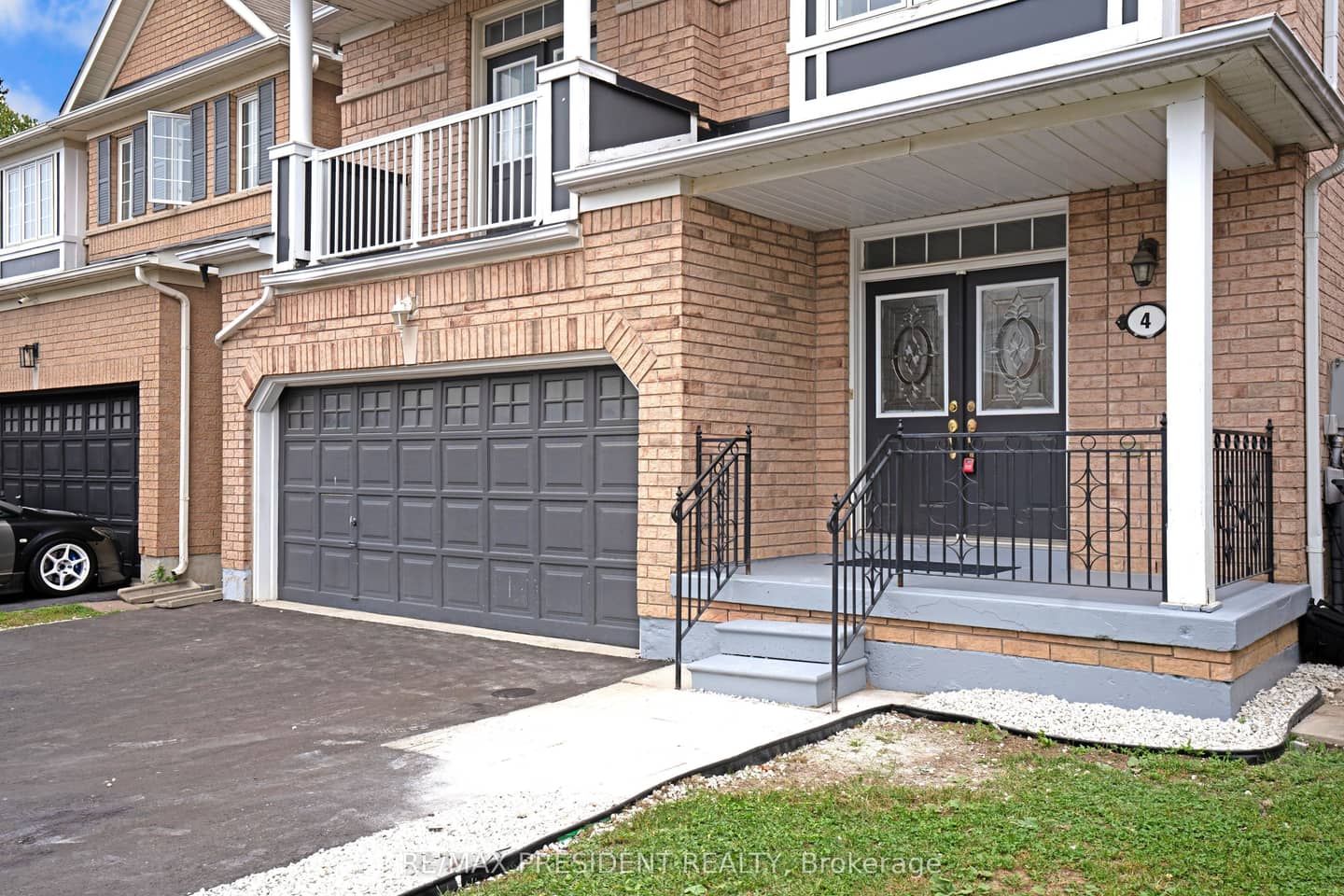4 Chalkfarm Crescent, Brampton, ON L7A 3V8