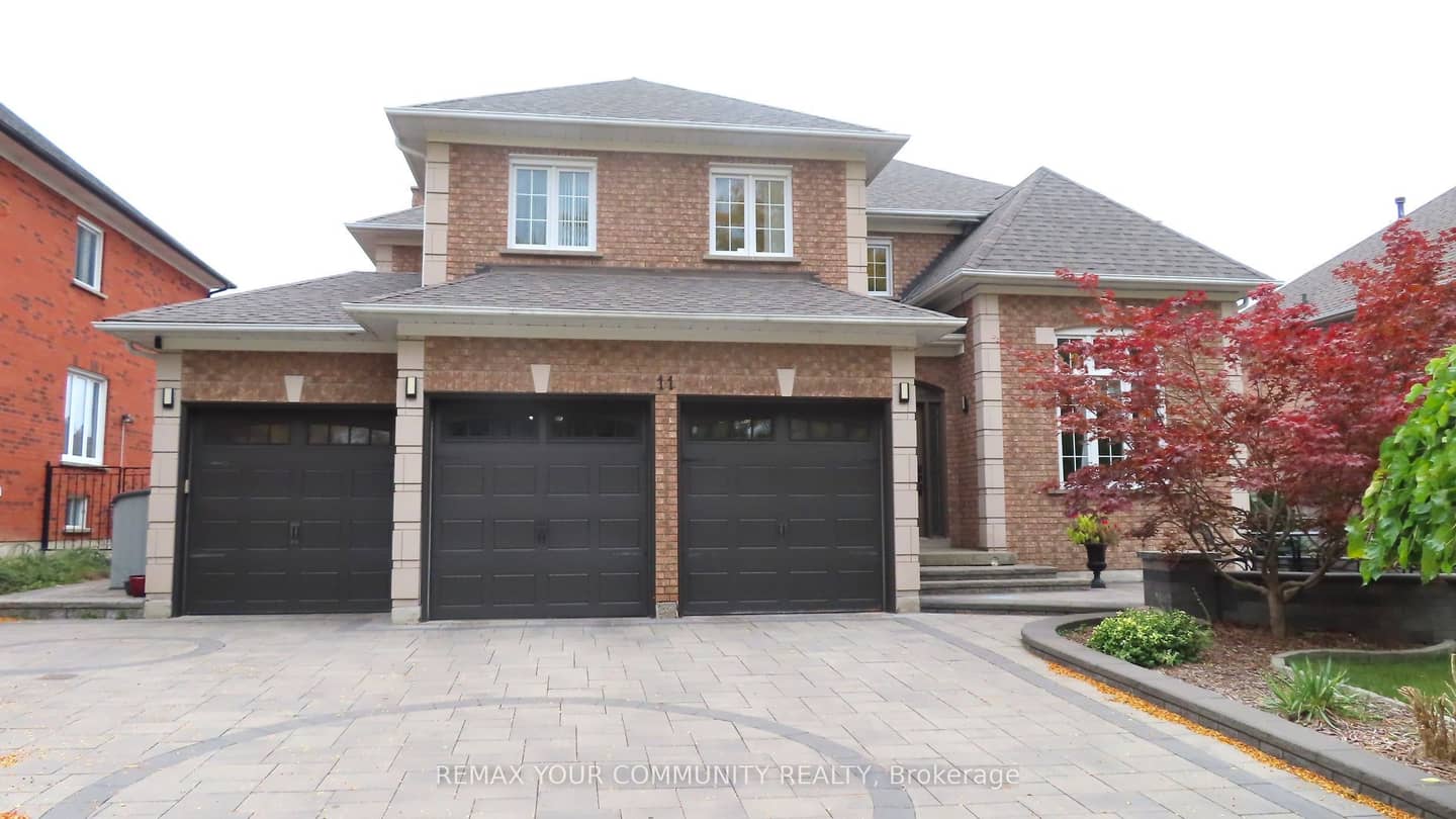 11 Hans Drive, Markham, ON L6C 1T3