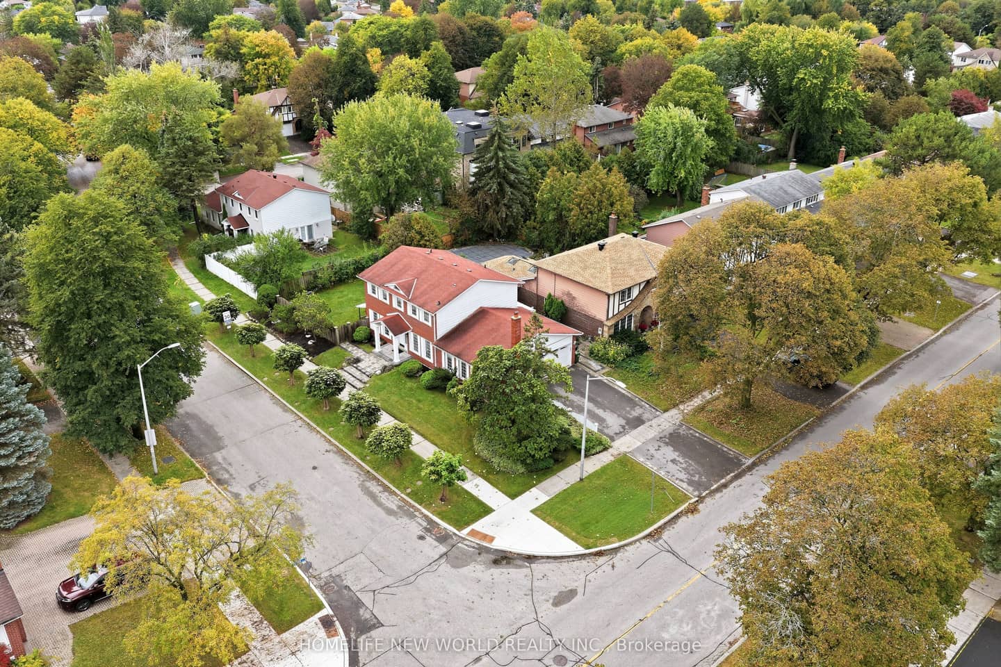 18 Dolan Gate, Toronto, ON M2J 2N1