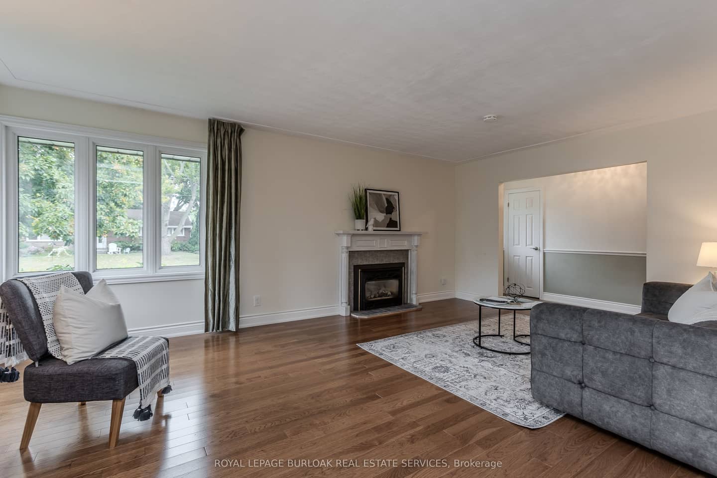 724 George Street, Burlington, ON L7R 2W2
