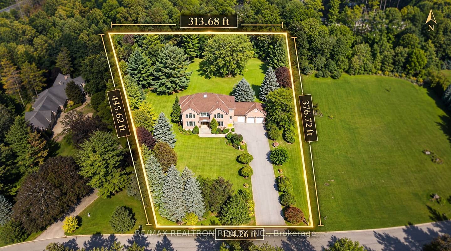 8 Country Heights Drive, Richmond Hill, ON L4E 3M8