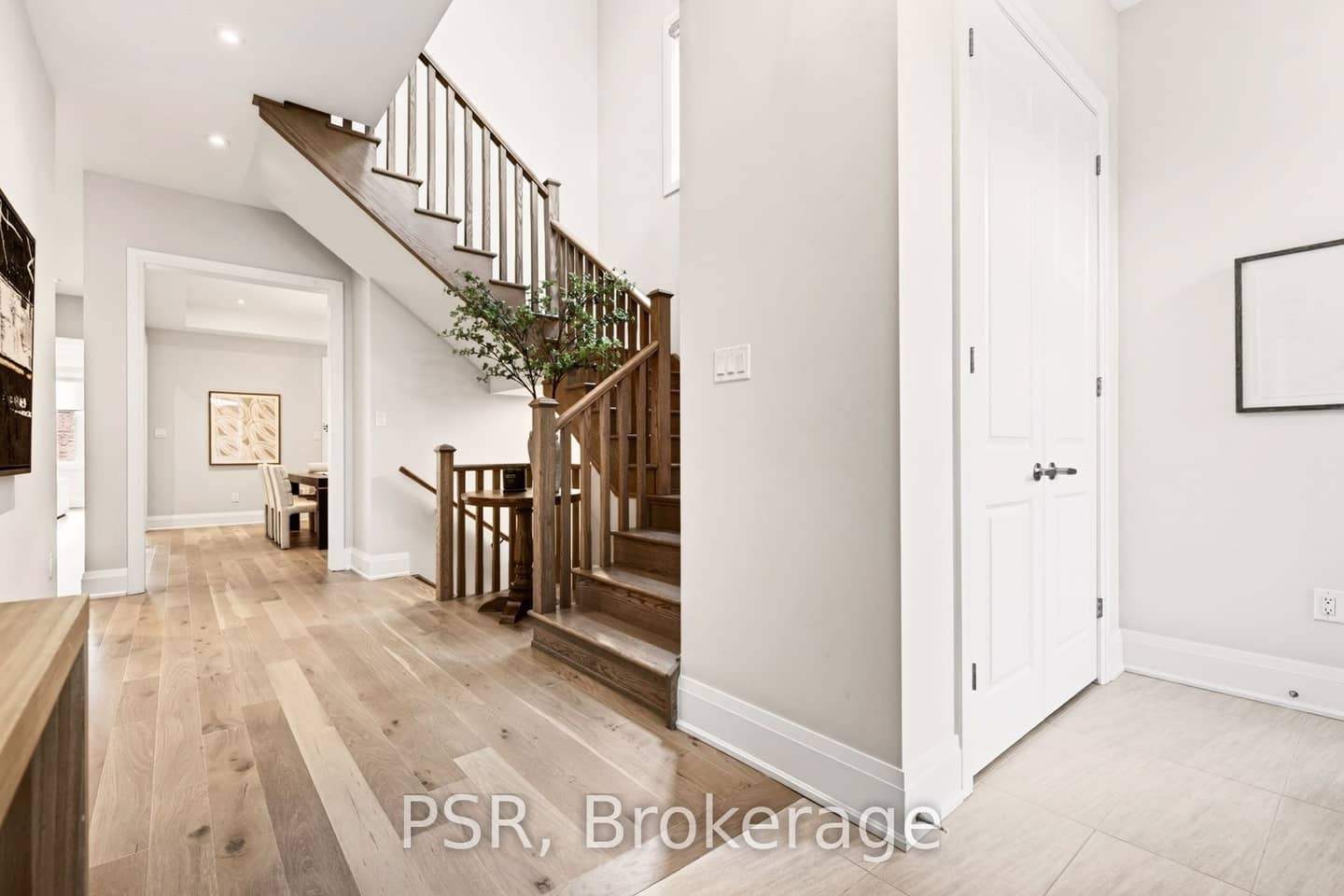 33 Pine Heights Drive, Vaughan, ON L4L 1A6