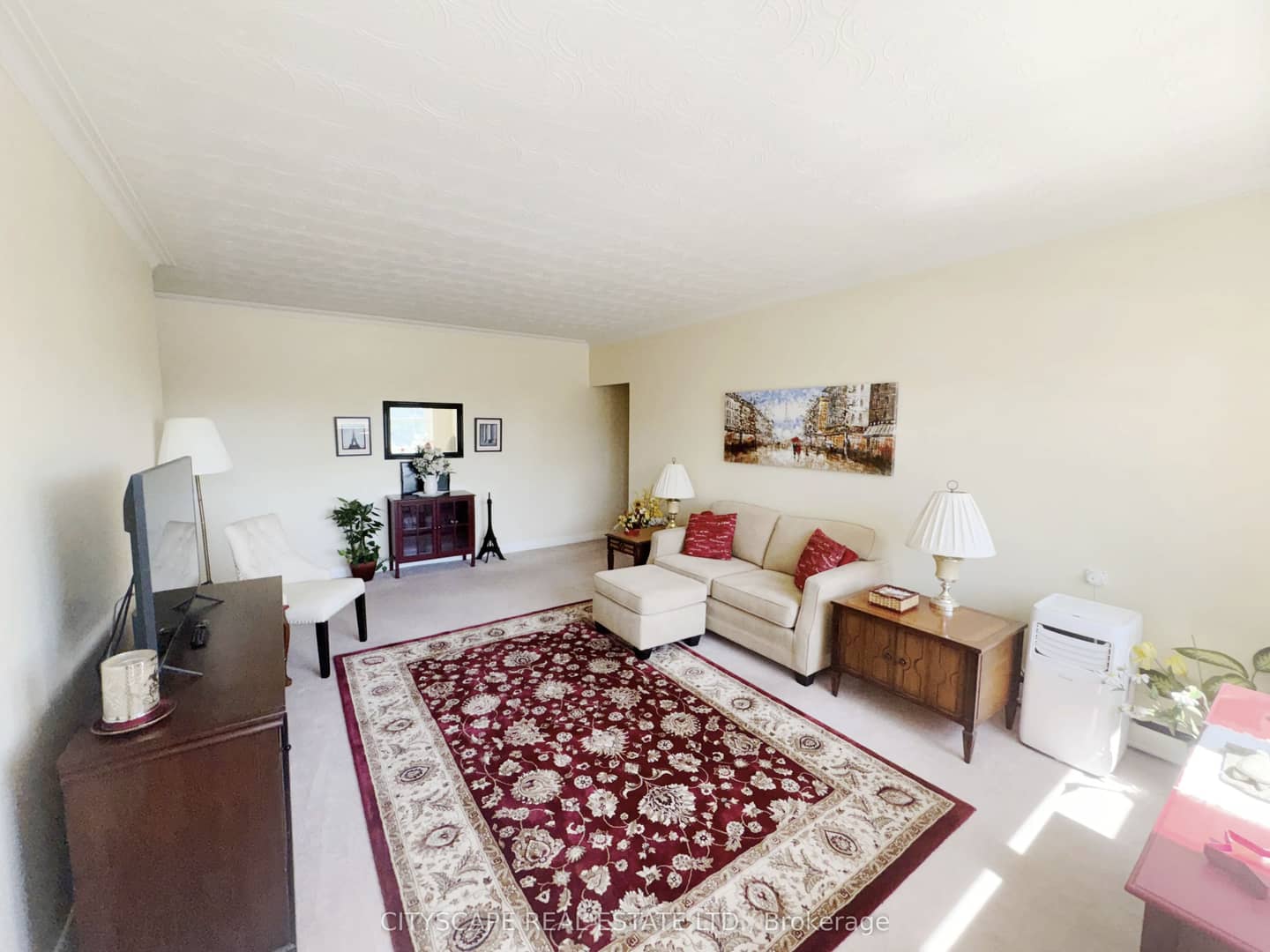 824 Brant Street 25, Burlington, ON L7R 2J5