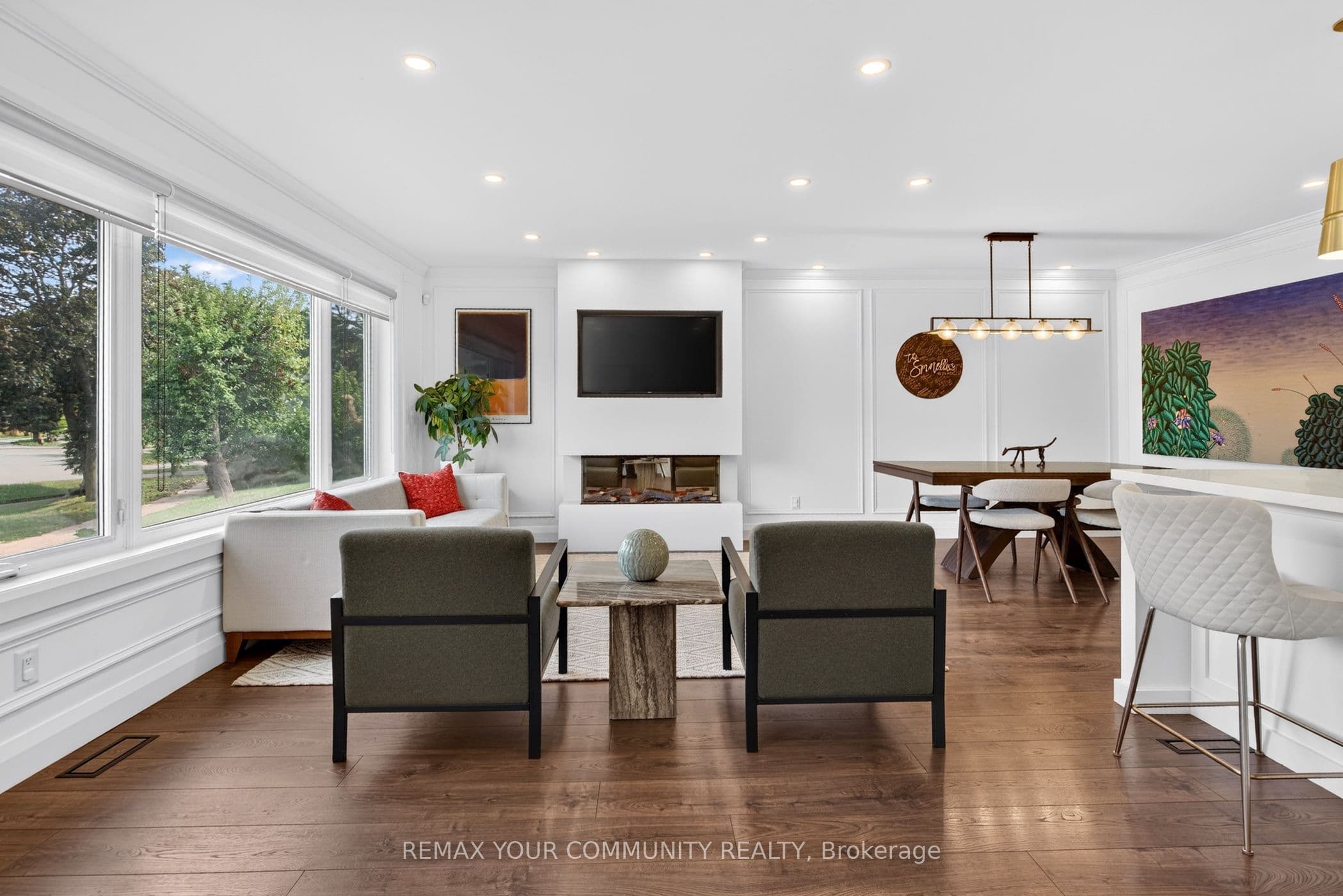 92 Beaver Bend Crescent, Toronto, ON M9B 5R6