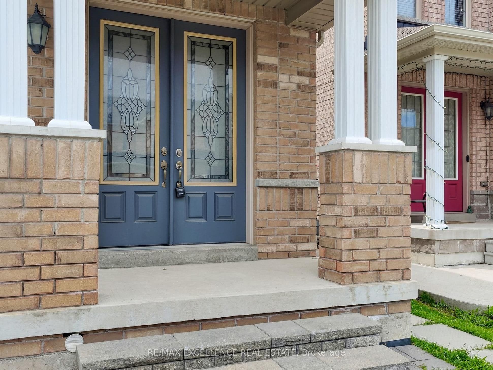 61 Campwood Crescent, Brampton, ON L6P 3S8