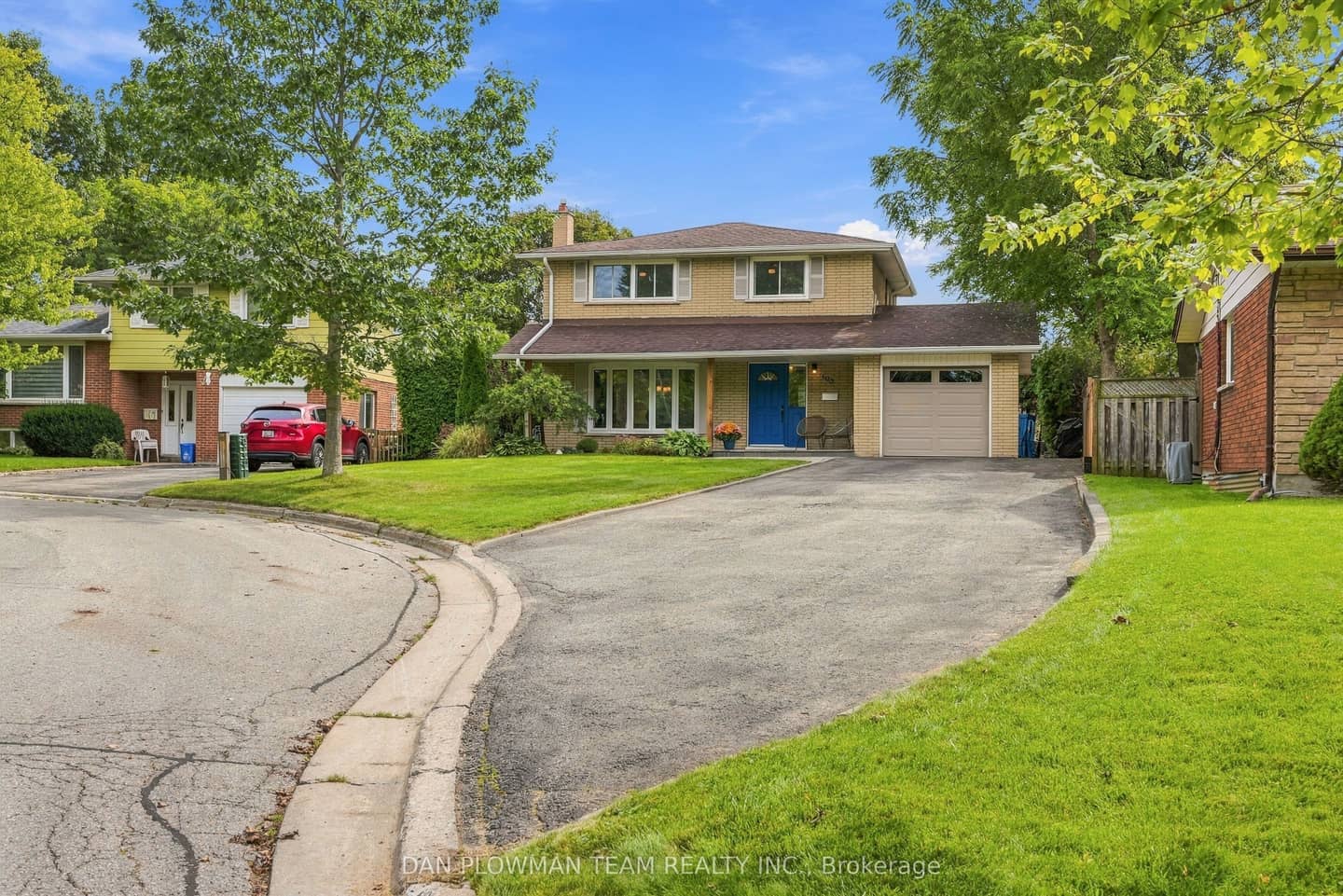 403 Amstel Court, Oshawa, ON L1G 2J9