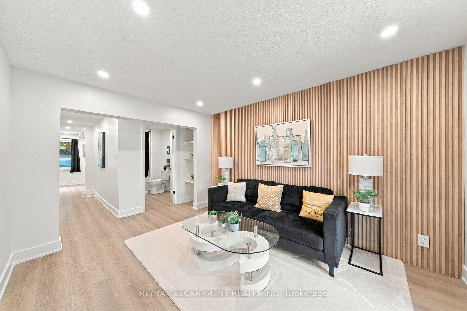 154 Campbell Avenue, Hamilton, ON L8H 2E9