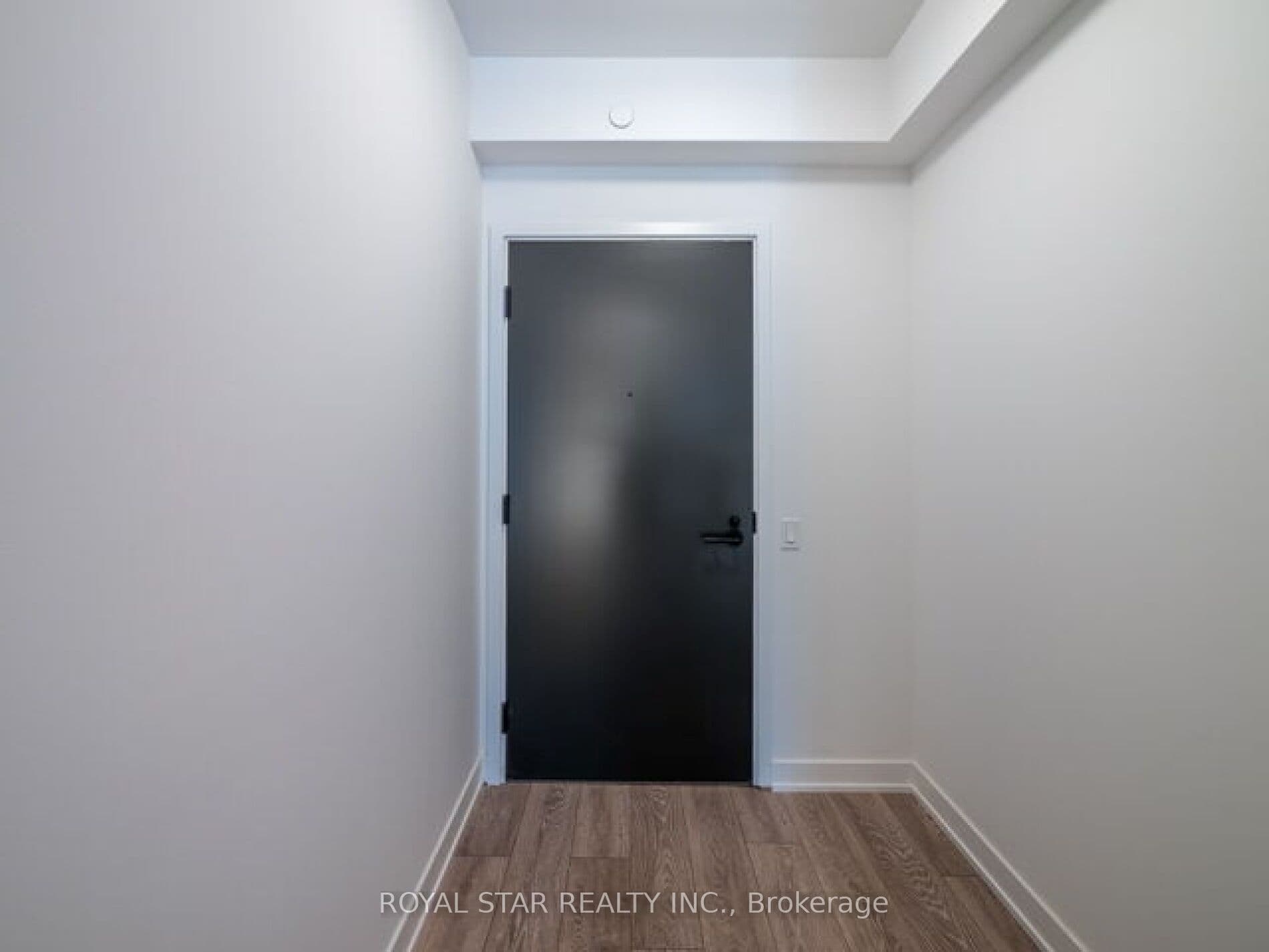 108 Peter Street 1007, Toronto, ON M5V 2G7