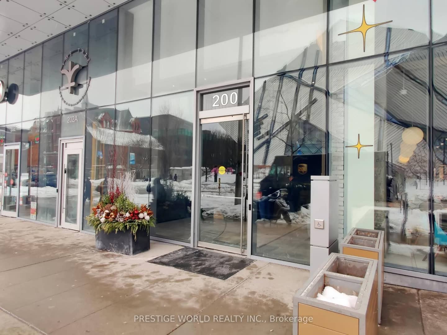 200 Bloor Street West Street W 1401, Toronto, ON M5S 1T8