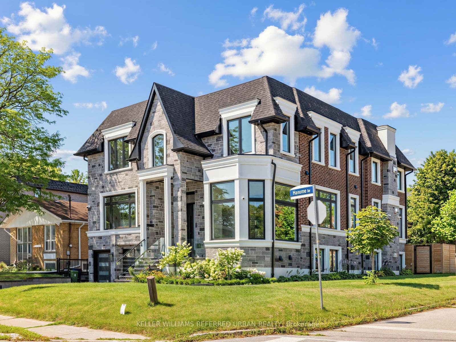 35 Lloydminster Crescent, Toronto, ON M2M 2R9