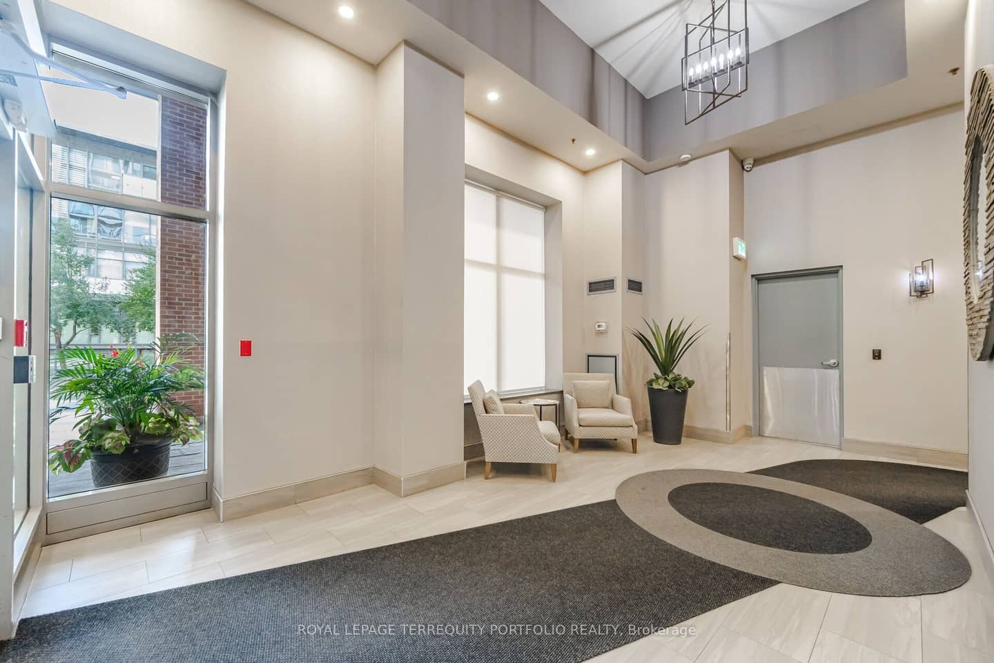 18 Merton Street 303, Toronto, ON M4S 3G9