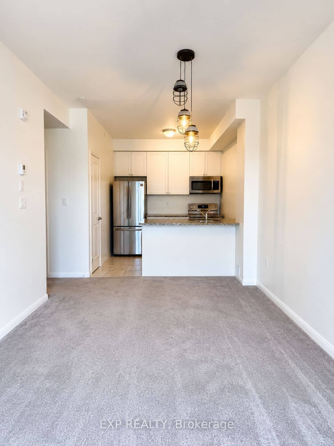 80 Aspen Springs Drive 124, Clarington, ON L1C 0V4