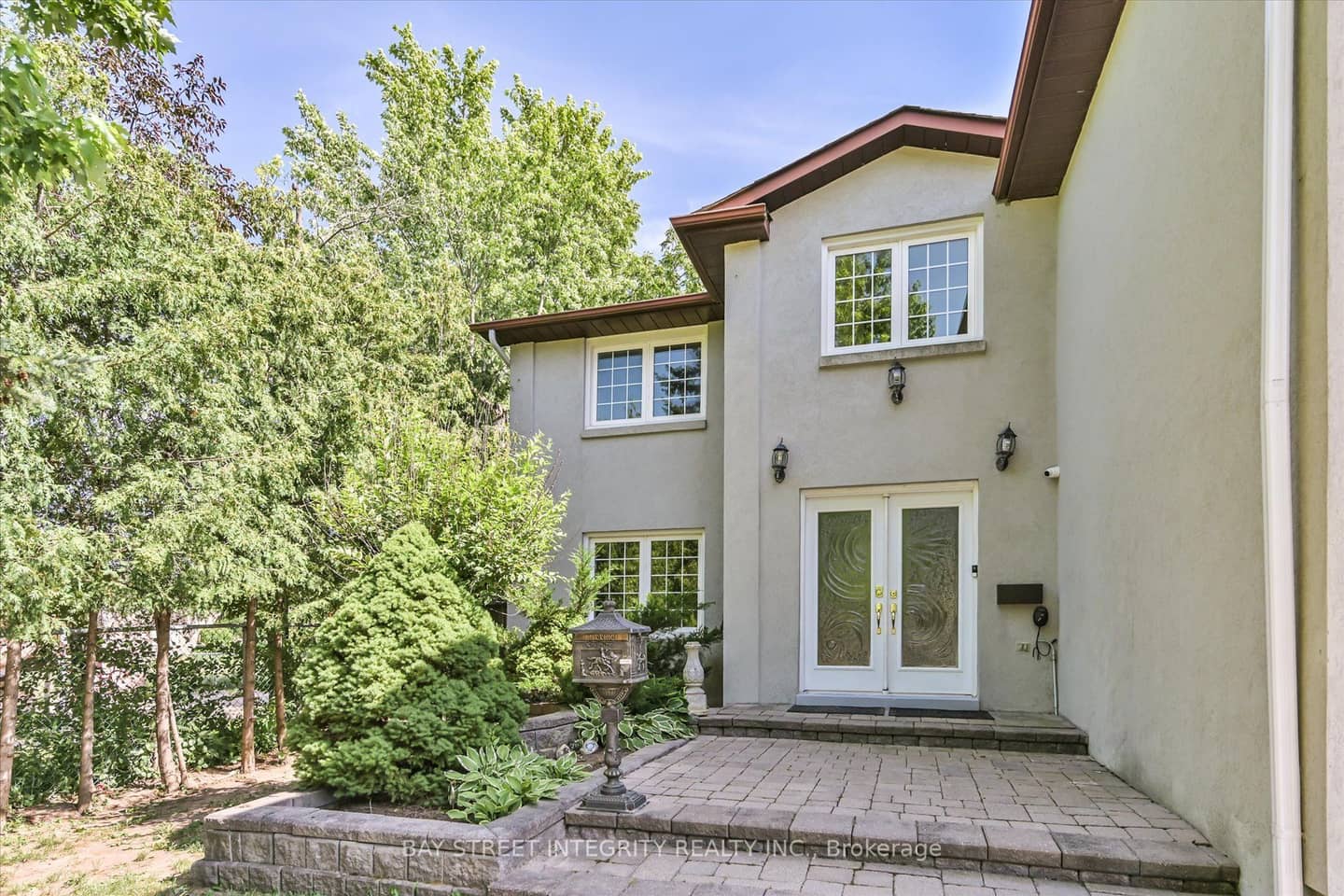 151 Old Surrey Lane, Richmond Hill, ON L4C 6R9