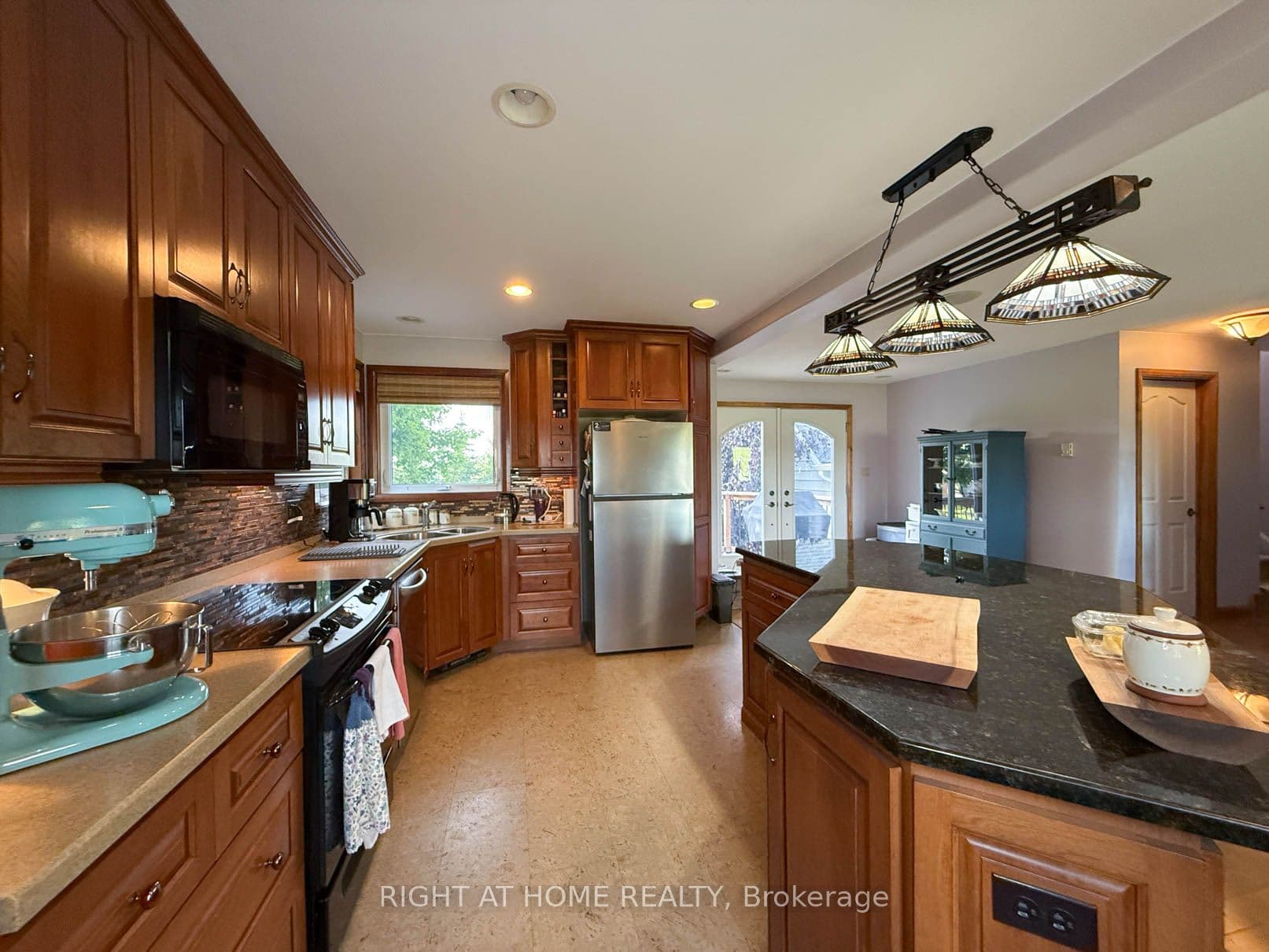 8192 Petrolia Line, Brooke-Alvinston, ON N0N 1A0