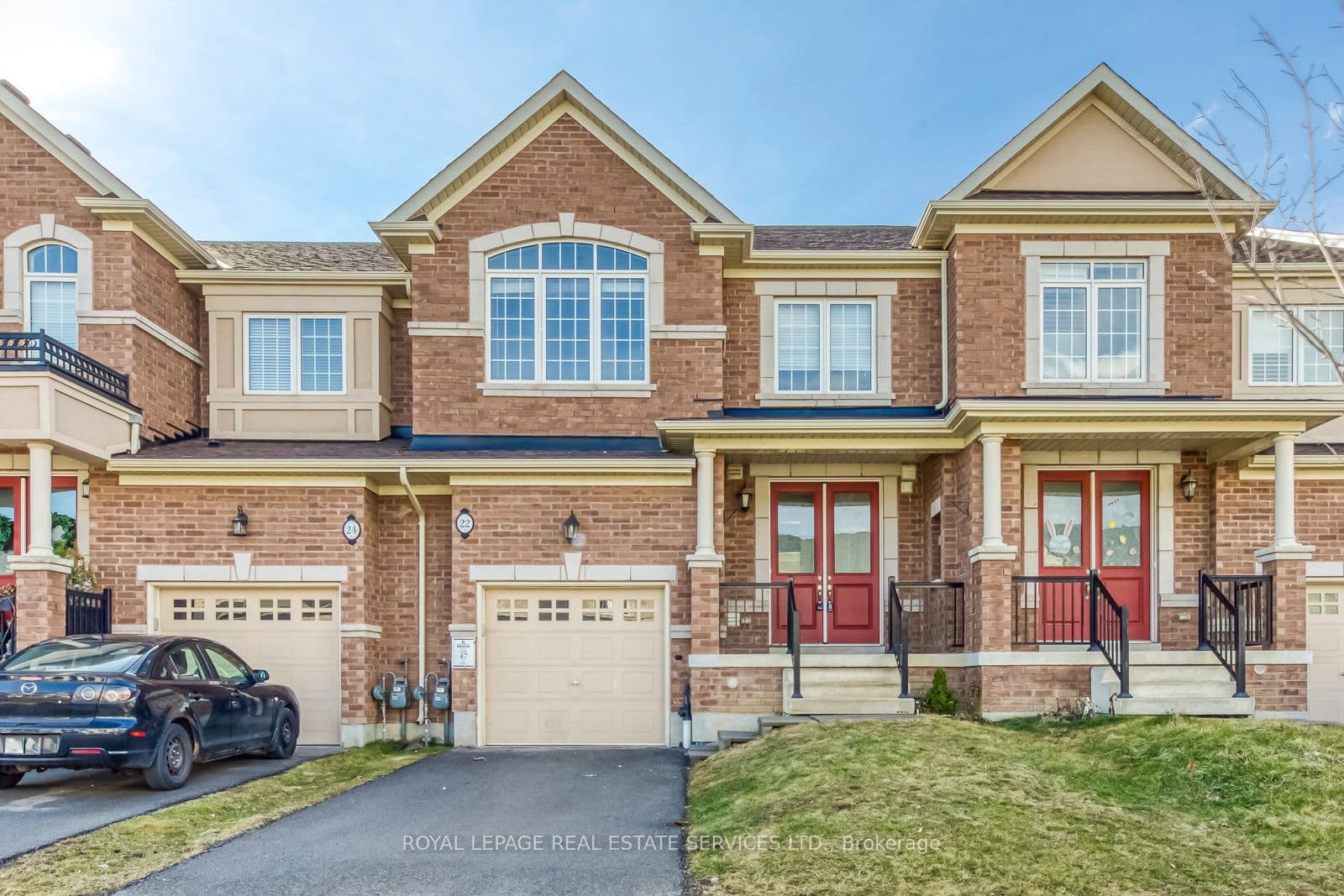 22 Callon Drive, Hamilton, ON L9K 3K9