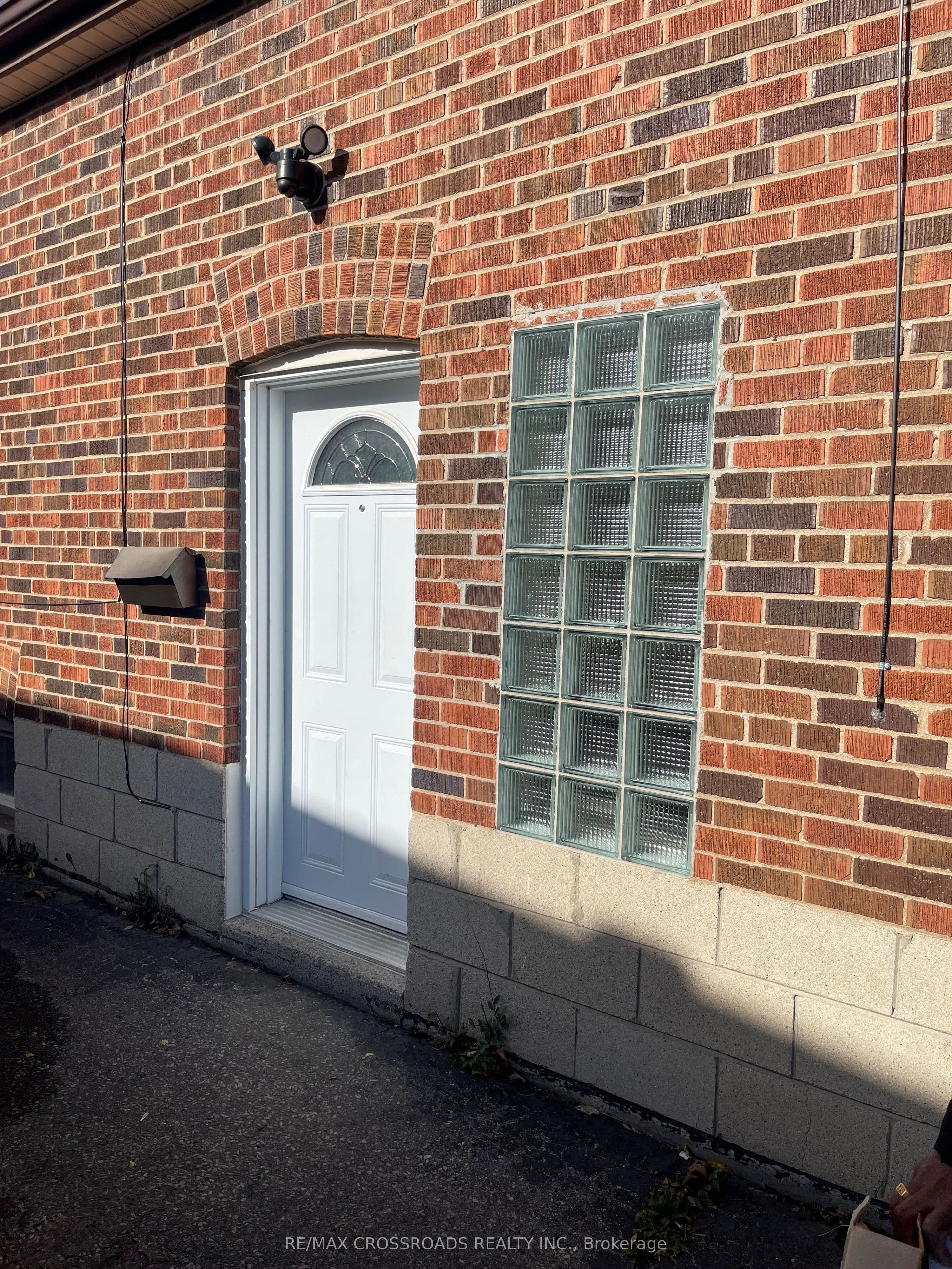 56 Harris Park Drive, Toronto, ON M1L 3A7