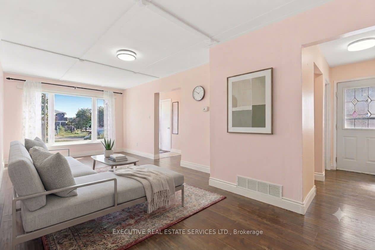 60 Chipwood Crescent, Brampton, ON L6V 2E5