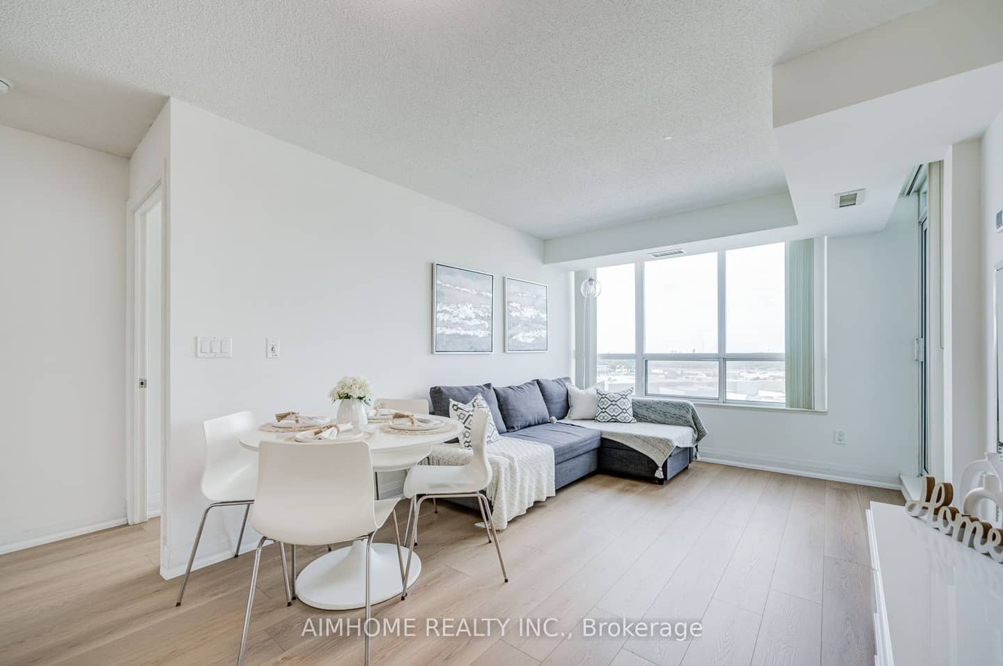 60 Brian Harrison Way 1107, Toronto, ON M1P 5J5