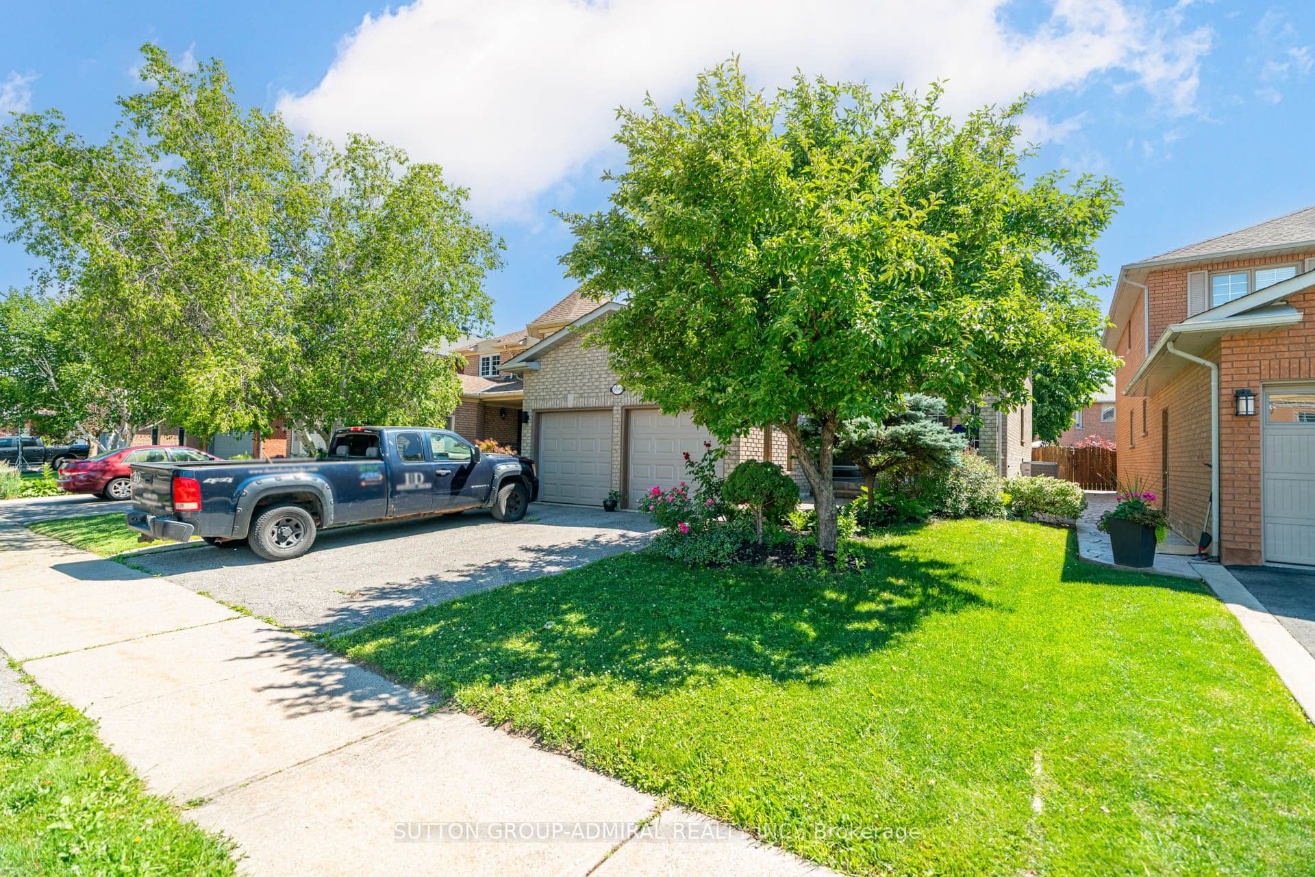 8890 Martin Grove Road, Vaughan, ON L4H 1C3